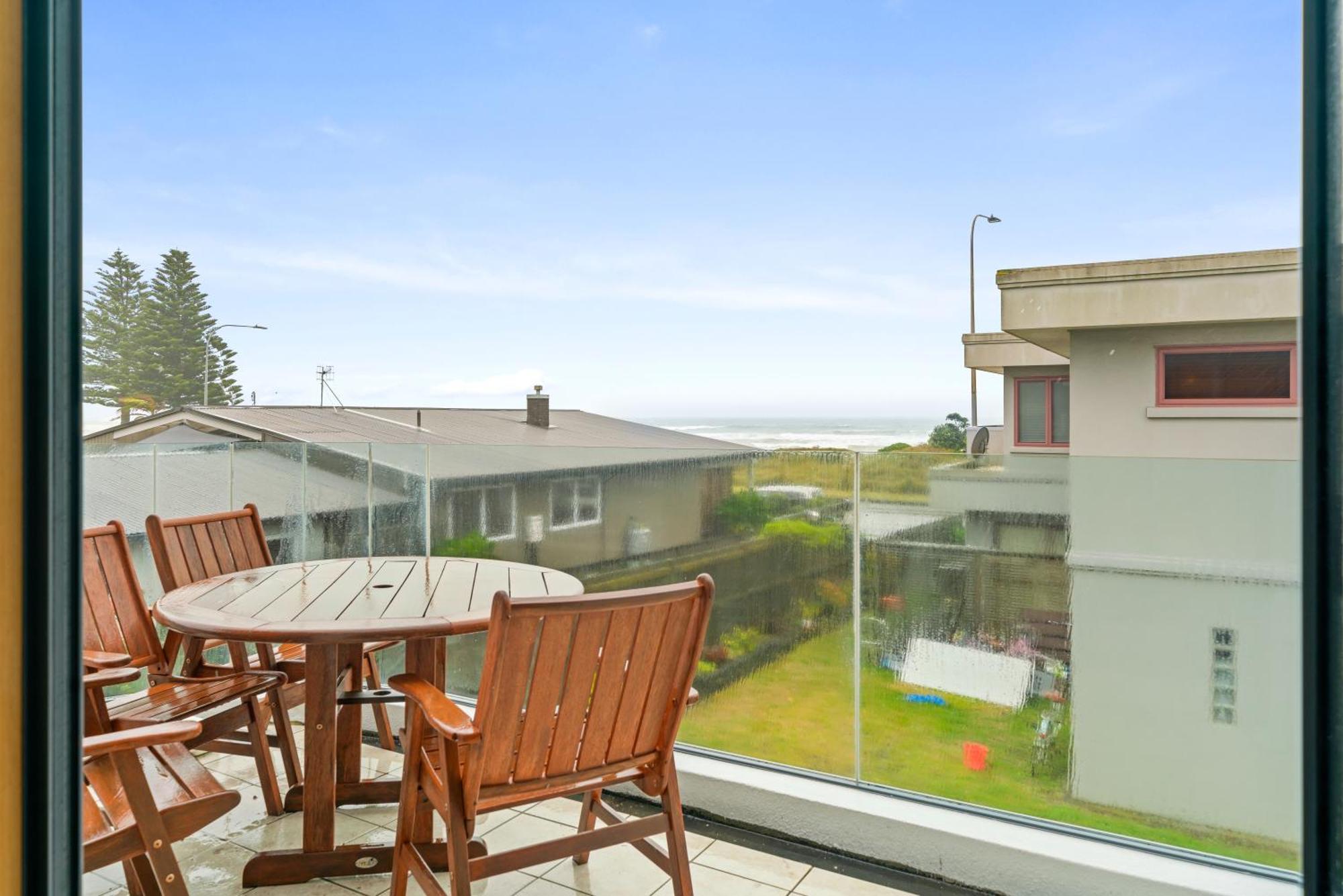 Seaside Escape Villa Mount Maunganui Bagian luar foto
